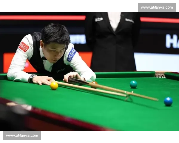 赵心童首夺斯诺克世锦赛冠军：传承丁俊晖精神，点燃中国斯诺克新希望